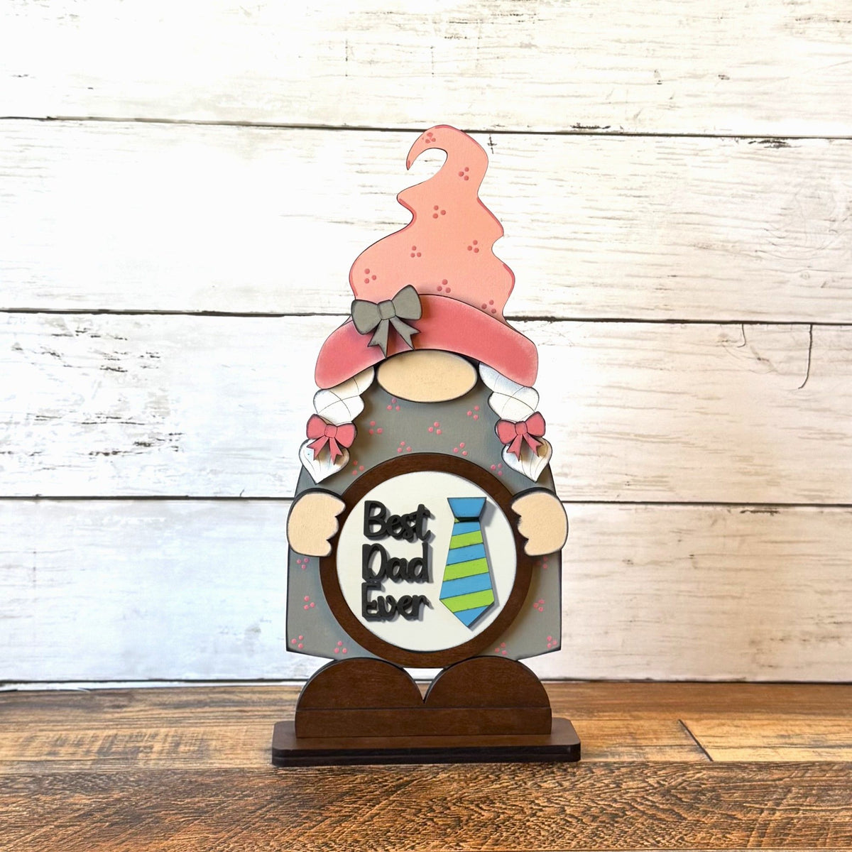 Standing Girl Gnome & Dad Rounds
