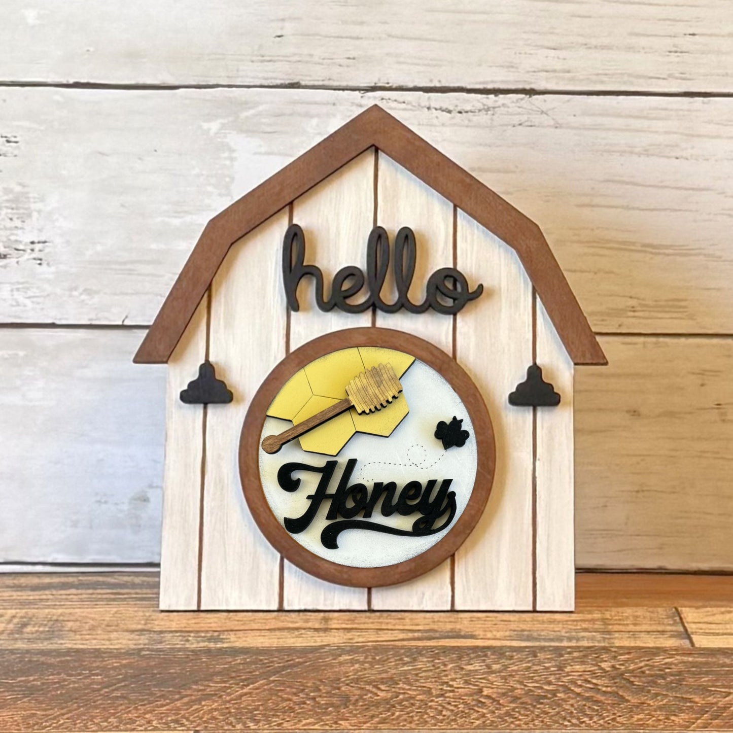 Barns & Honey Bee Rounds