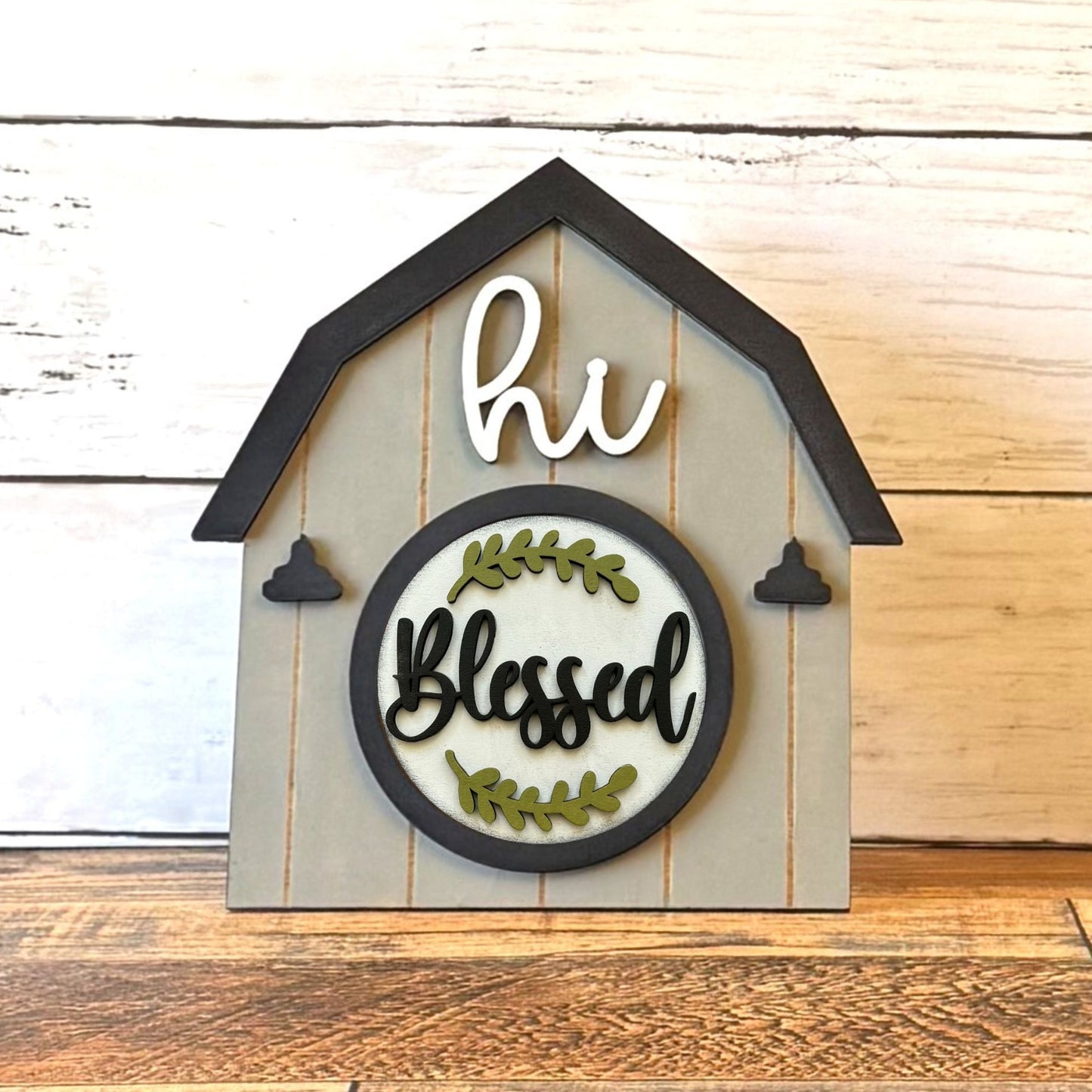 Barns & Farmhouse Rounds