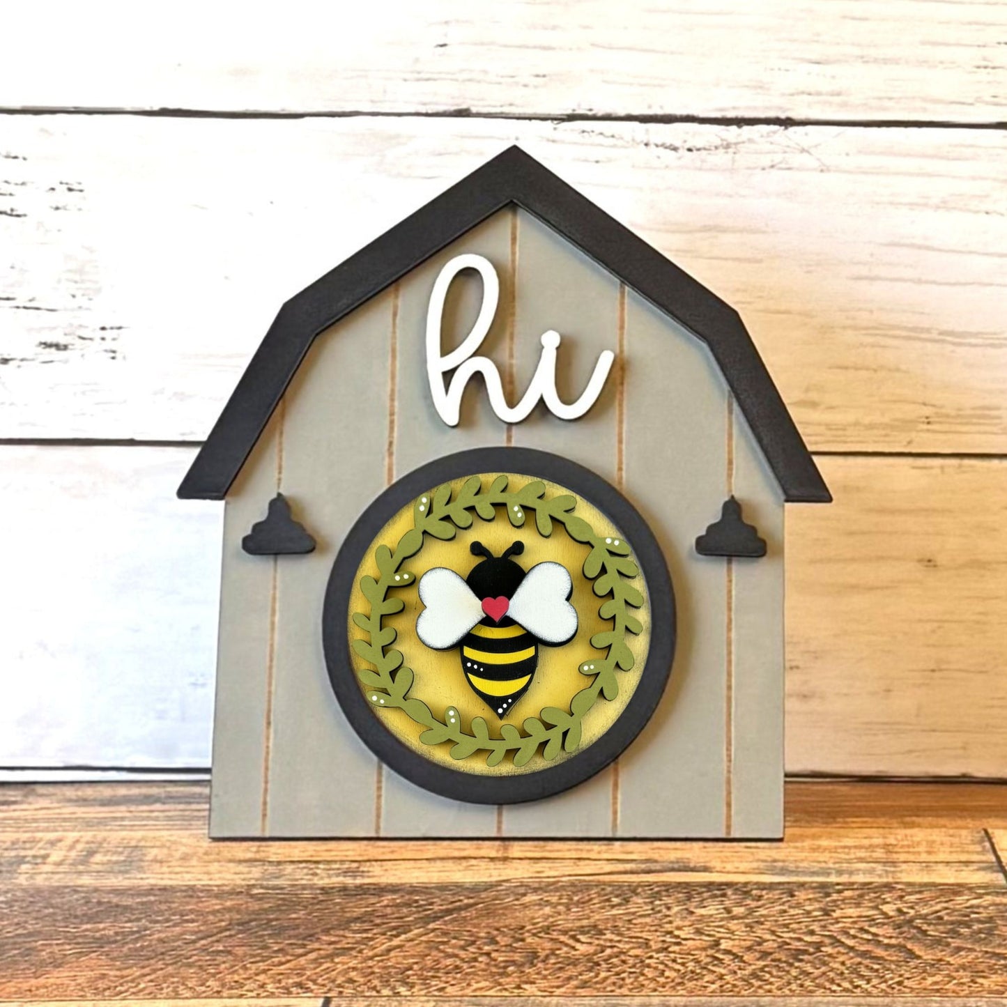 Barns & Honey Bee Rounds