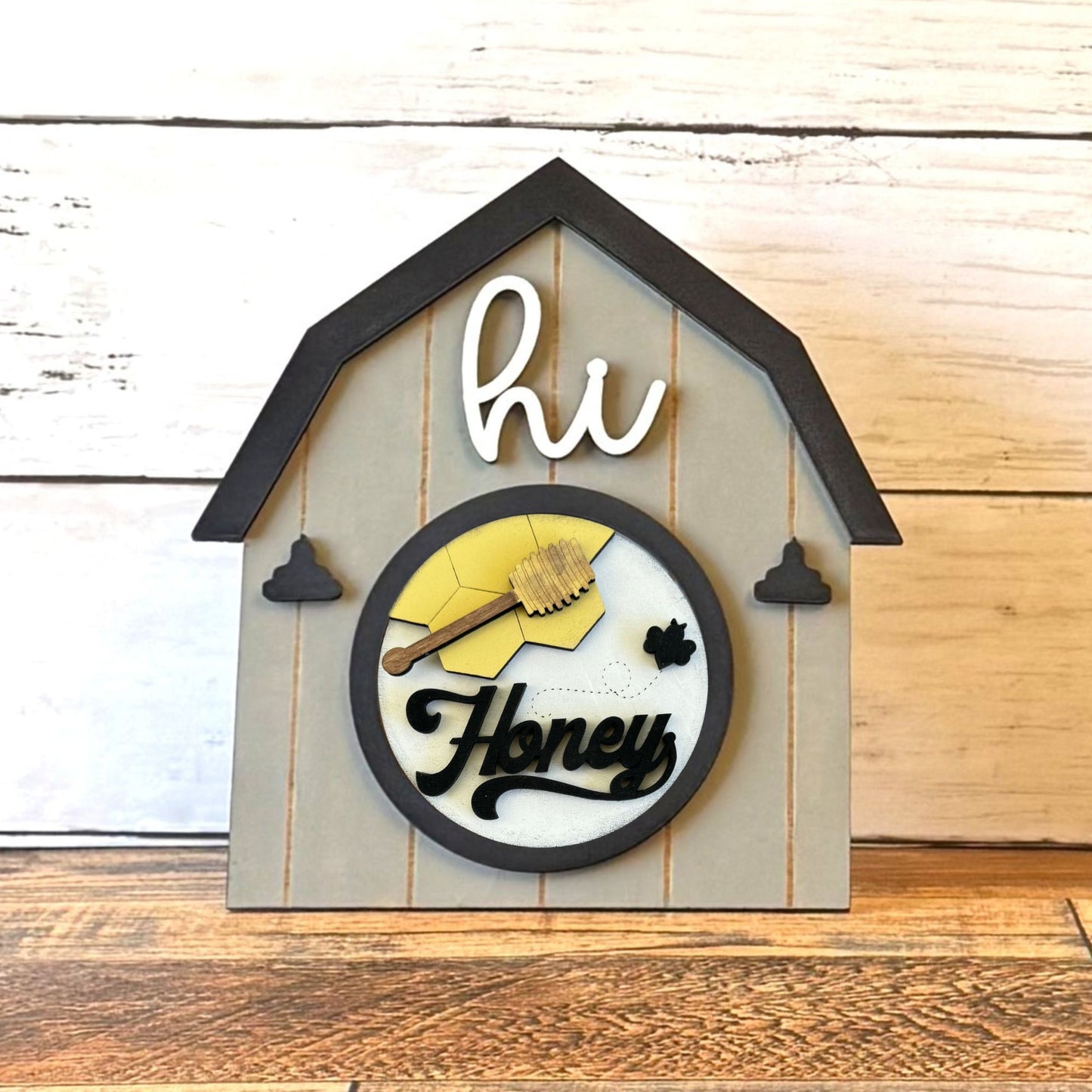 Barns & Honey Bee Rounds