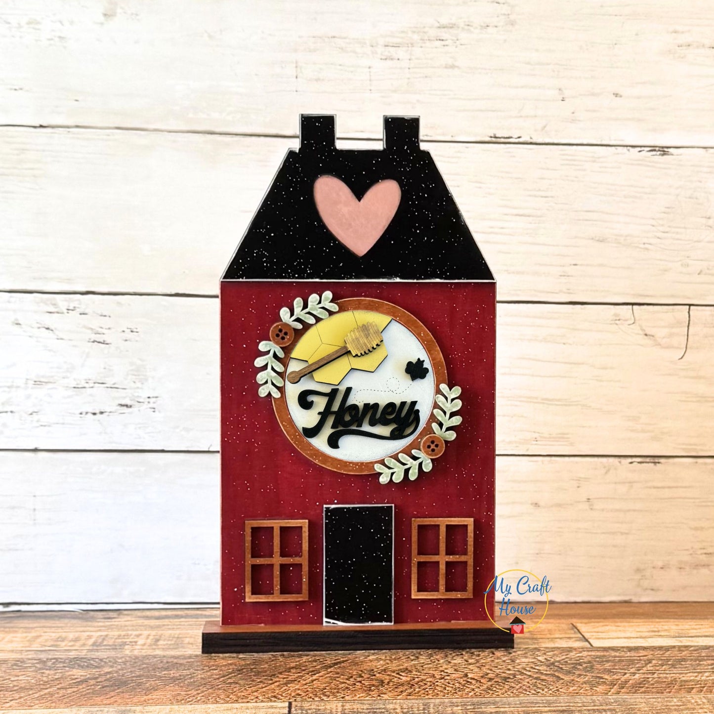 Salt Box House & Honey Bee Rounds