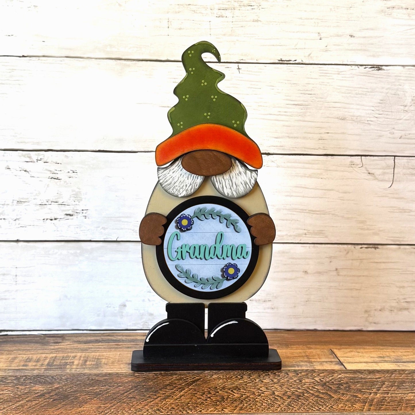 Standing Boy Gnome & Mom Rounds