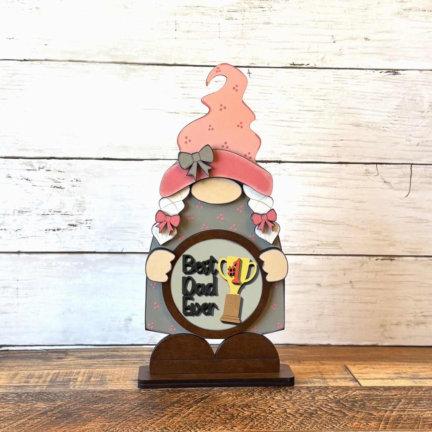 Standing Girl Gnome & Dad Rounds