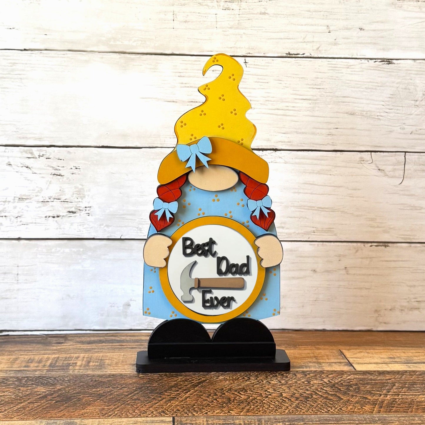 Standing Girl Gnome & Dad Rounds