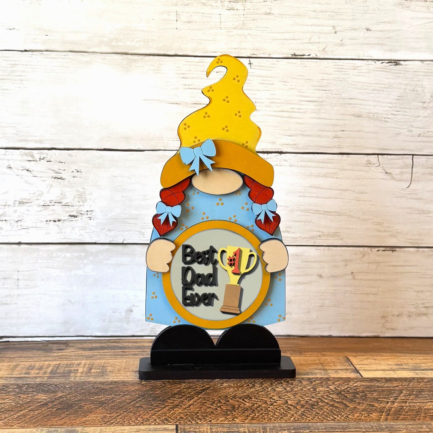 Standing Girl Gnome & Dad Rounds